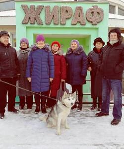 участники экскурсии