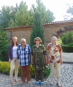 В окружении цветов