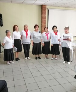 От улыбки станет всем светлей