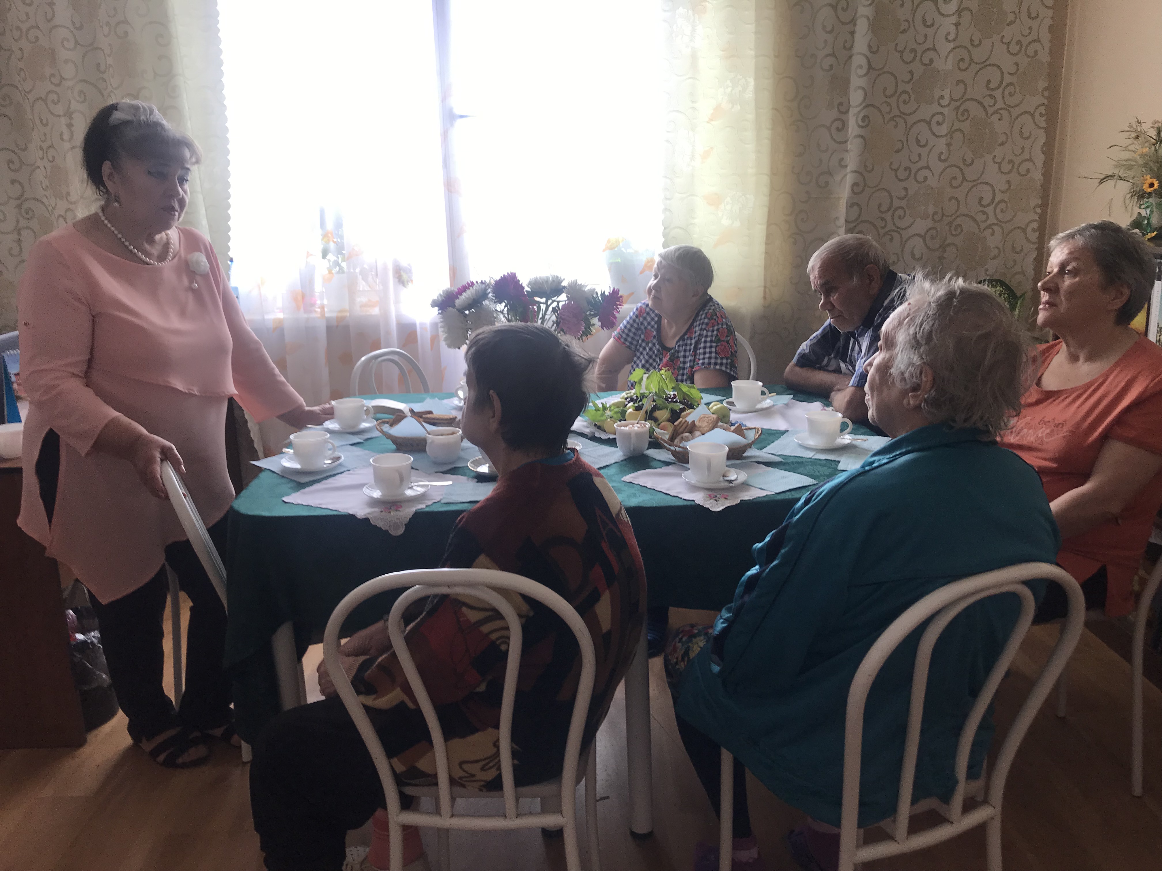 Знакомимся с историей праздника